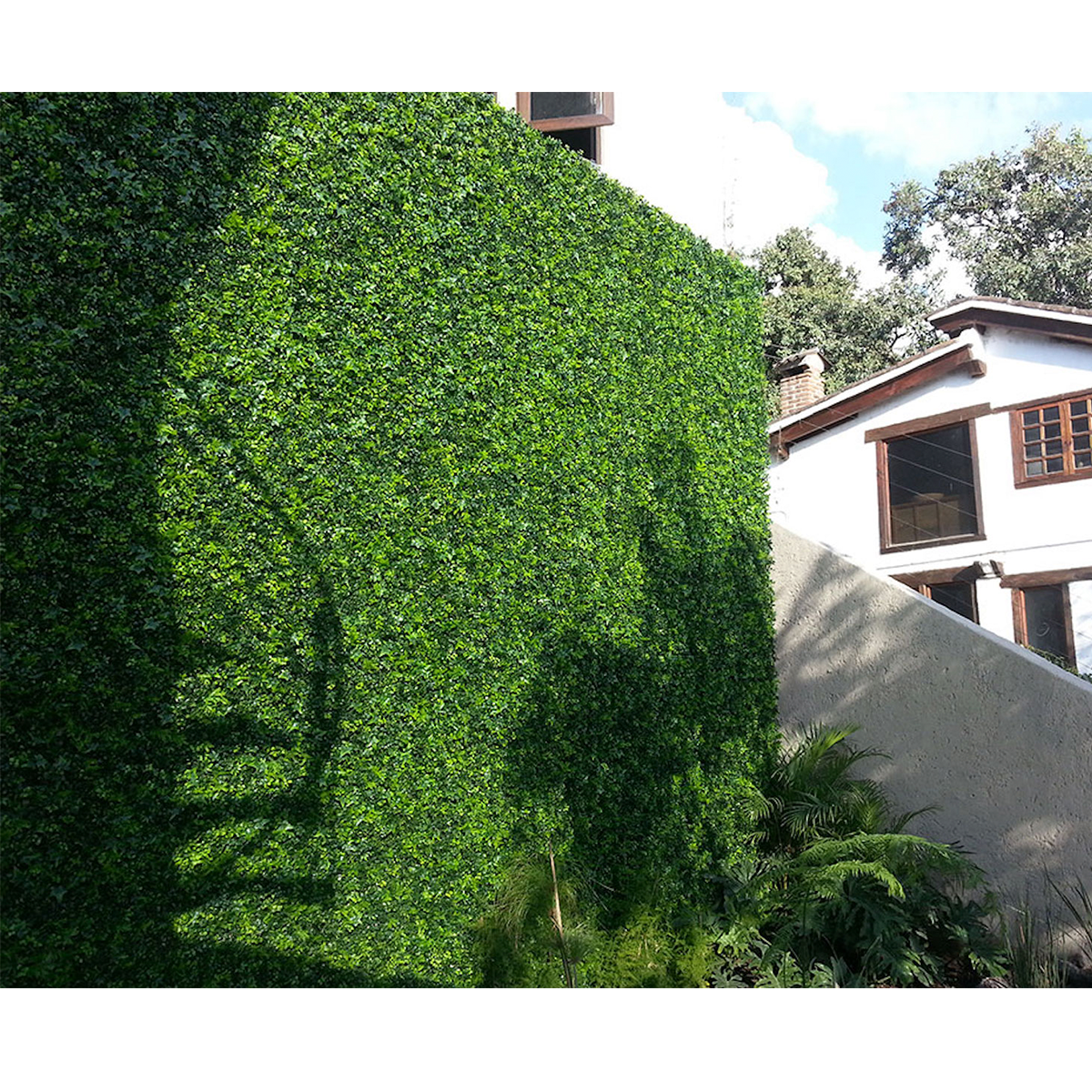 Indoor and outdoor décor