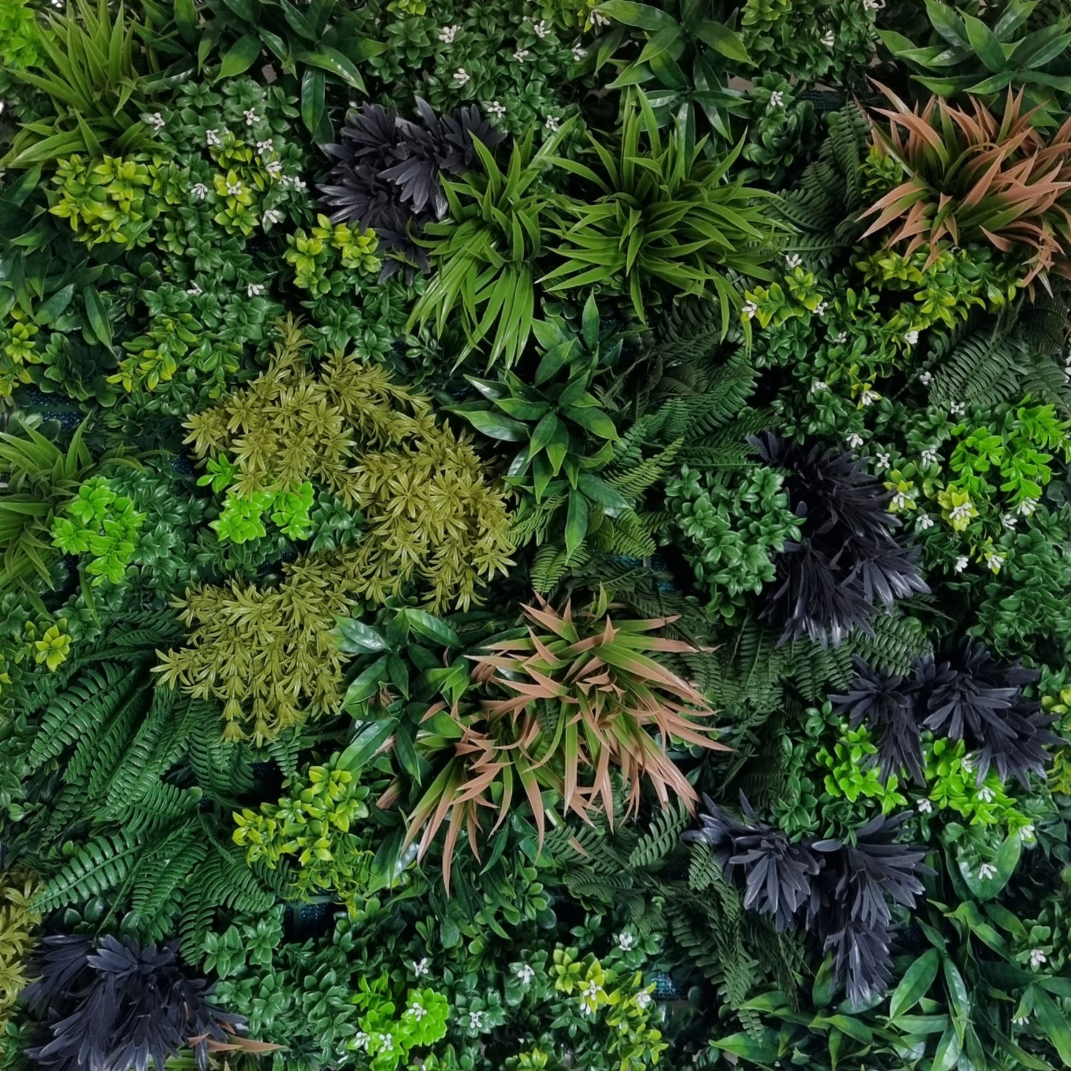 lush outdoor styling