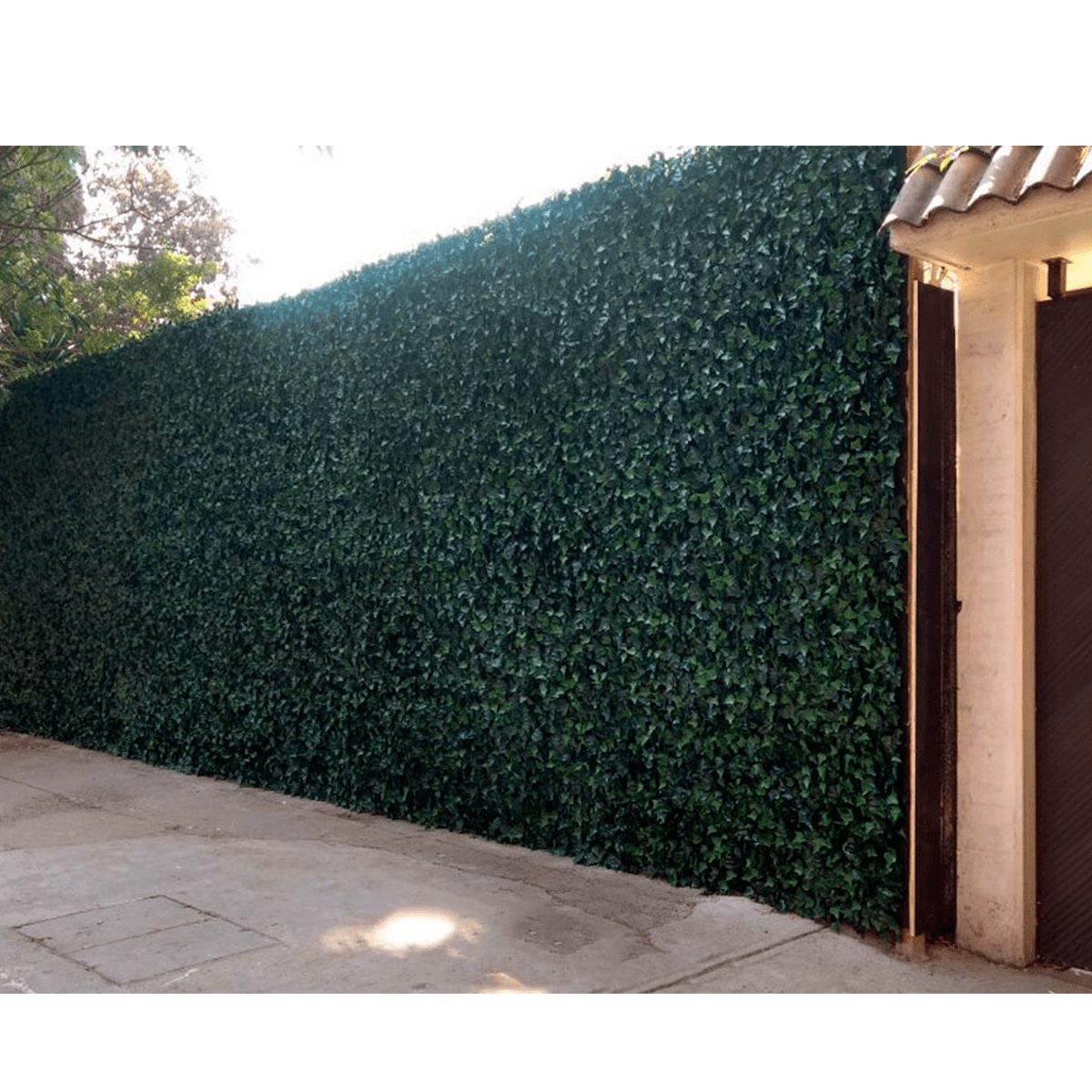 Grass wall with flowers